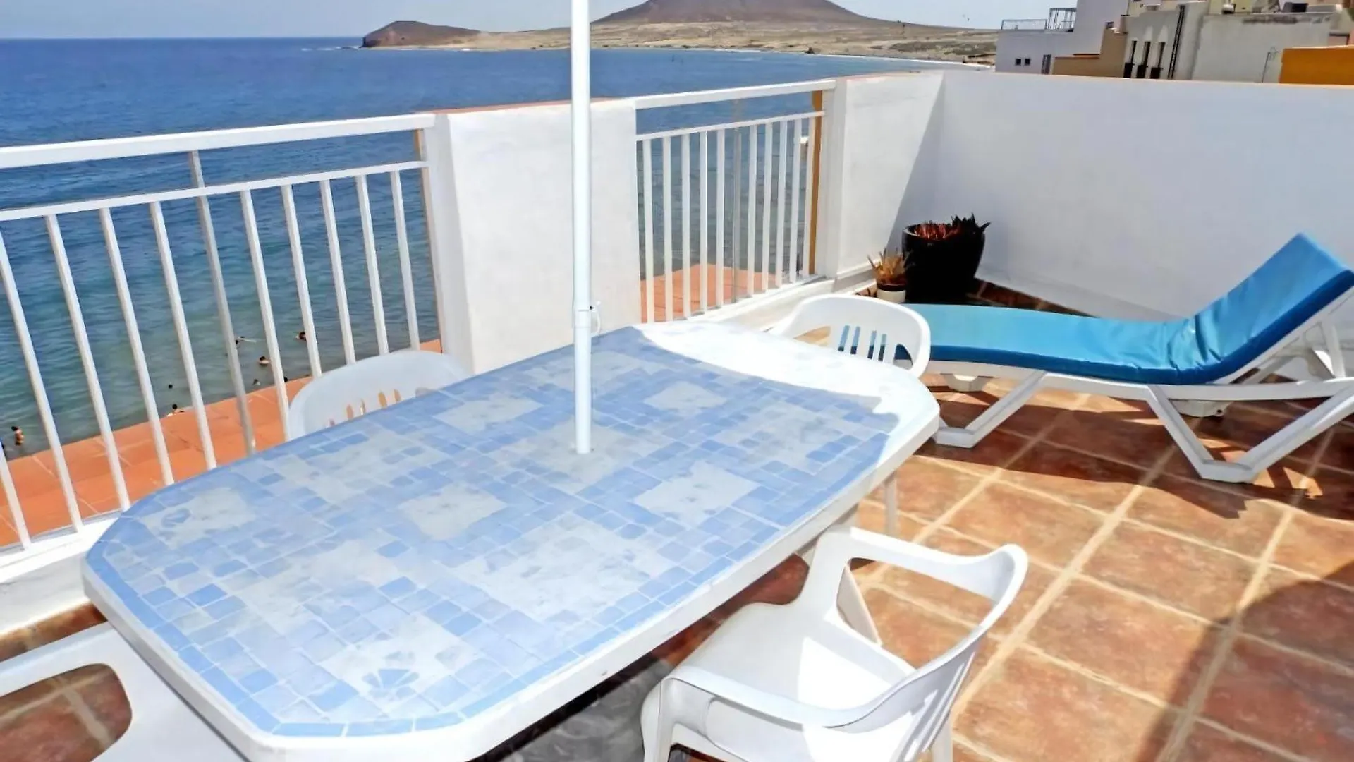 Apartment Direkt Am Meer Gelegene Ferienwohnung Mit Balkon El Médano