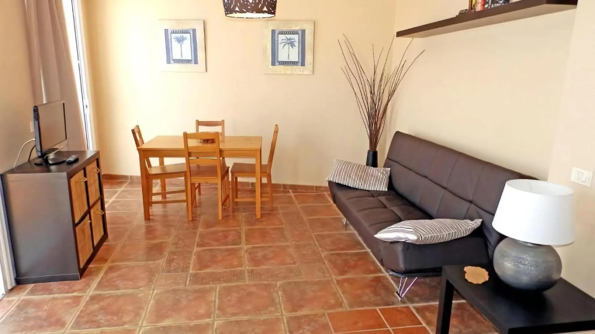 Direkt Am Meer Gelegene Ferienwohnung Mit Balkon El Médano Apartment